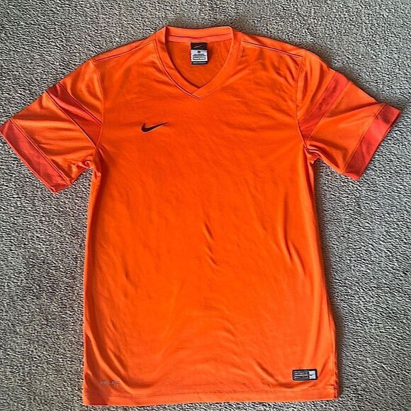 Nike Dri-Fit Men’s Soccer Jersey! - Picture 1 of 8